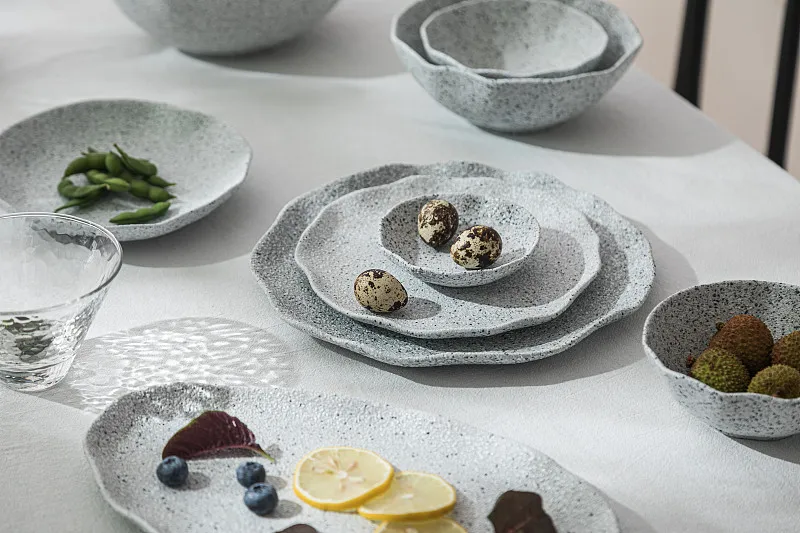 Ceramic Aesthetics in Modern Life: From Tea Sets to Home Décor 1 VCG211342633325